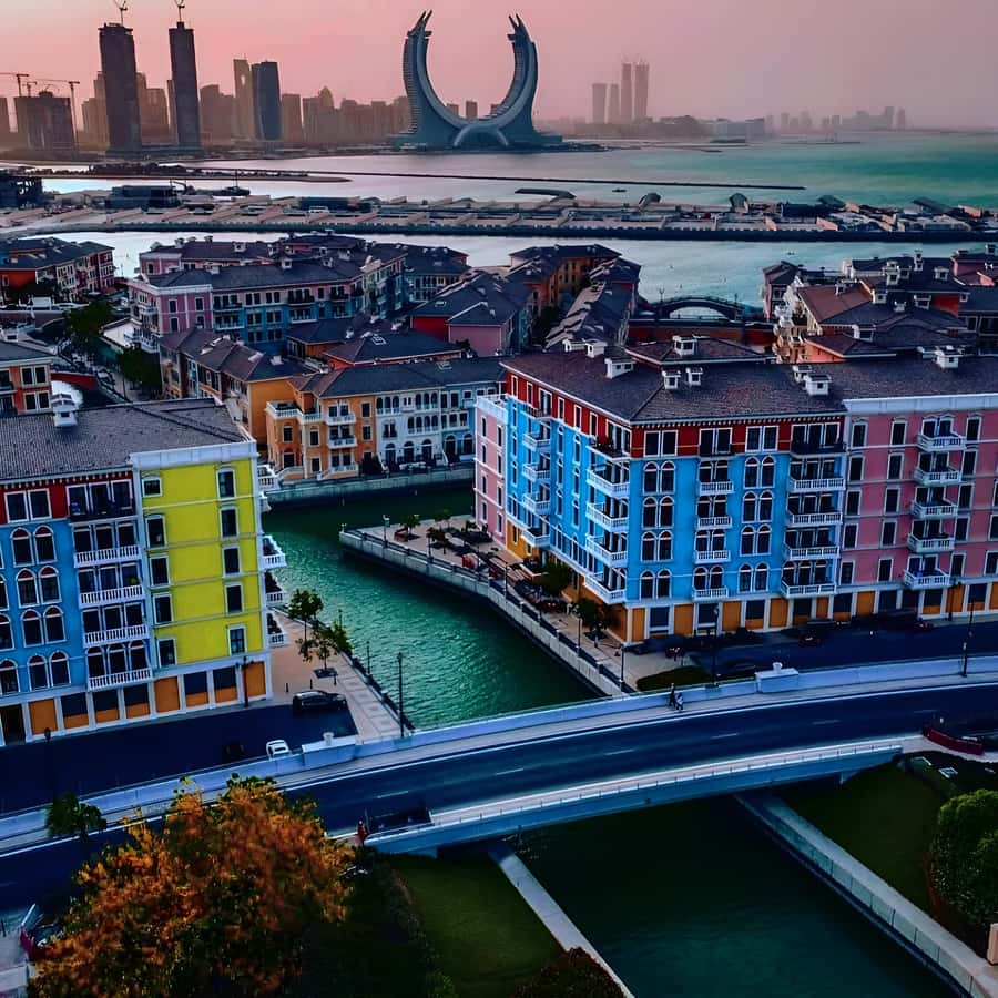 Doha: Pearl & Gewan Islands Food & Boat Tour with 7 Tastings - Viva Bahriya and Porto Arabia by the Gulf