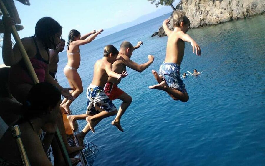 Dolphin Island Full-Day Boat Trip from Side, Turkey - FAQ