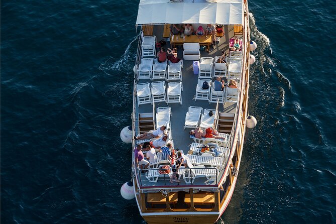 Dubrovnik: 3 Islands Boat Tour with Lunch & drinks(FR, ES, EN) - The ride past Dubrovnik and Trsteno