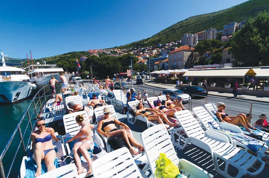 Dubrovnik: 3 Islands Fun Boat Trip with Drinks (FR, ES, EN) - What kind of Dubrovnik boat trip is this?