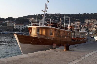 Dubrovnik Elafiti Islands Cruise with Lunch, Drinks and Pickup