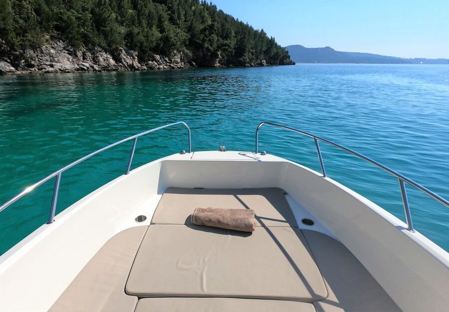 Dubrovnik: Elafiti Islands Private Full Day Boat Tour Escape - A word about the skipper