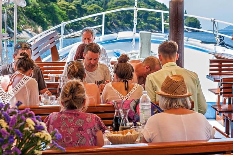 Dubrovnik: Elaphite Islands Cruise with Drinks/Lunch Options - Lopud supplies the long afternoon stop