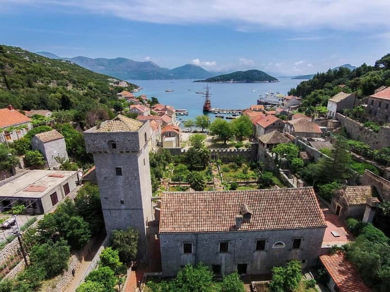 Dubrovnik: Elaphiti Island Luxury Pirate Ship Cruise - Practical packing advice for an eight-hour day