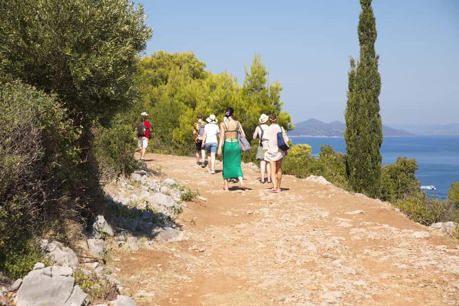 Dubrovnik: Elaphiti Island Luxury Pirate Ship Cruise - Šipan, the mansion, and a glass of local wine