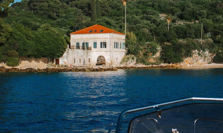 Dubrovnik:Elaphiti Islands and caves Private Speedboat Tour - The six and eight-hour options are about pace
