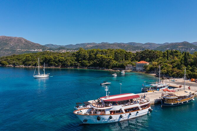 Dubrovnik: Elaphiti Islands Full-Day Cruise with Lunch - Life aboard the Regina Maris