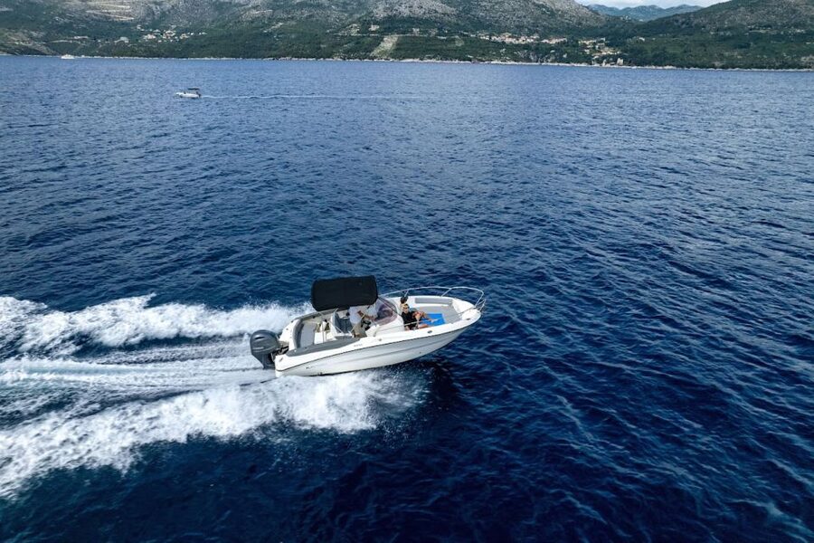 Dubrovnik: Elaphiti Islands Private Day Cruise by Speedboat - What your skipper adds to the experience
