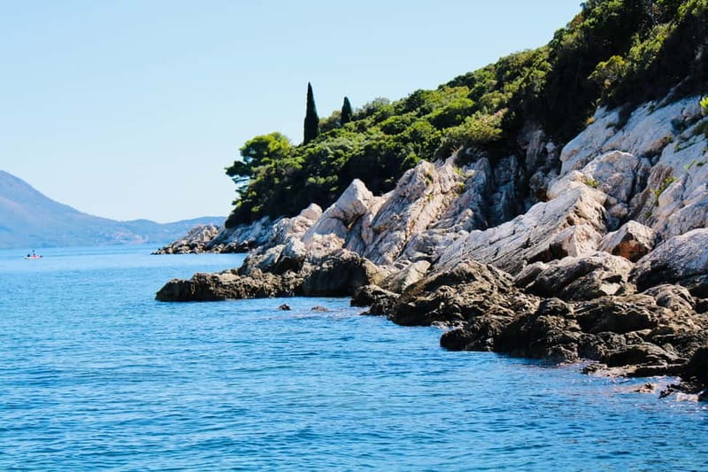 Dubrovnik: Lokrum Island and Betina Cave Boat Tour - Betina Cave, the trip’s most active stop