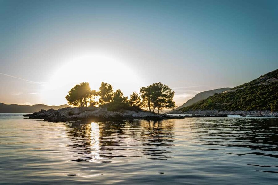 Dubrovnik: Private speedboat tour of Elafiti islands - Lopud brings sandy beaches and old stonework