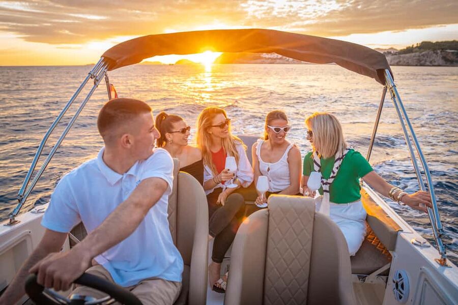 Dubrovnik Private Speedboat Tour to Elaphite Islands - The secret stop and the longer Šipan route