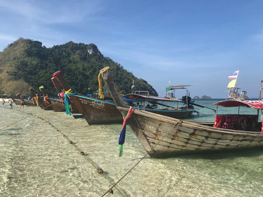 Early Bird Krabi 4 Islands from Phuket/Khaolak - Guides, meals, and day-to-day comfort