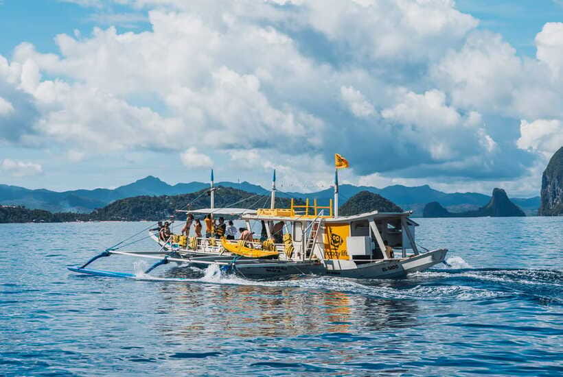 El Nido: Island Hopping Adventure by Haqqy Life - Entalula Island closes the day with beach scenery