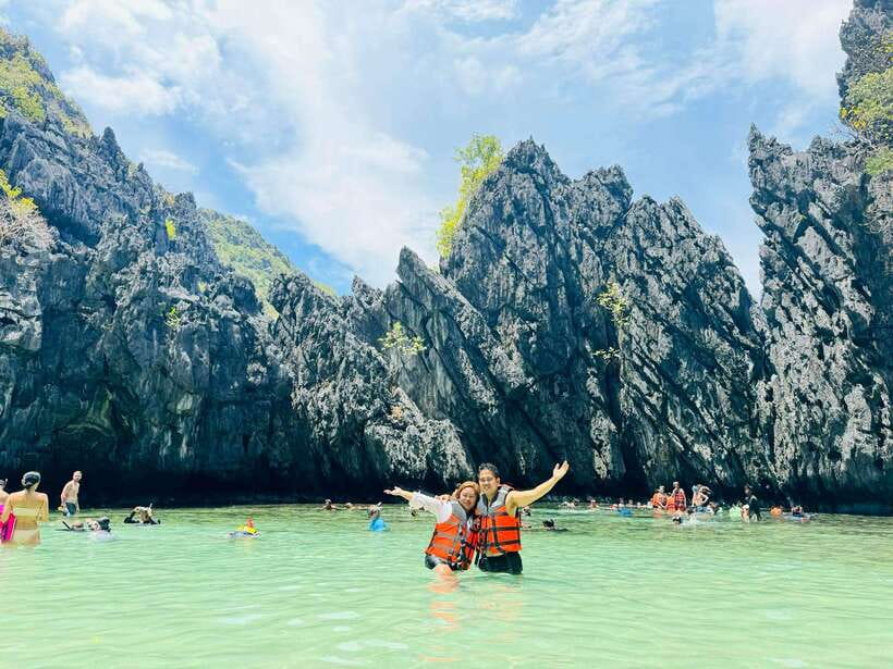 El Nido: Island Hopping TOUR A with Lunch, Transfer & EDTF - Payong-Payong Beach: a quiet hour to slow down