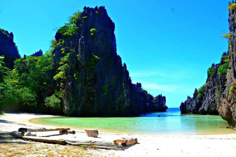 El Nido Island Hopping Tour C: Hidden Beaches & Shrine - Tour C at a glance
