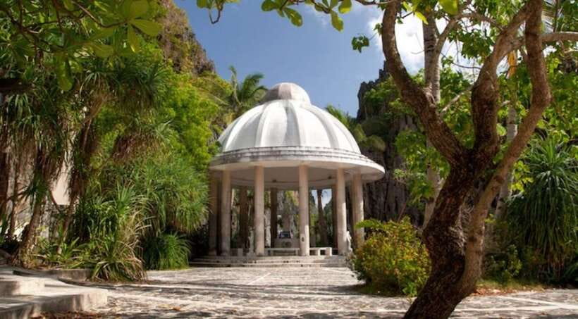 El Nido Island Hopping Tour C: Hidden Beaches & Shrine - Why El Nido Tour C is different from Tour A