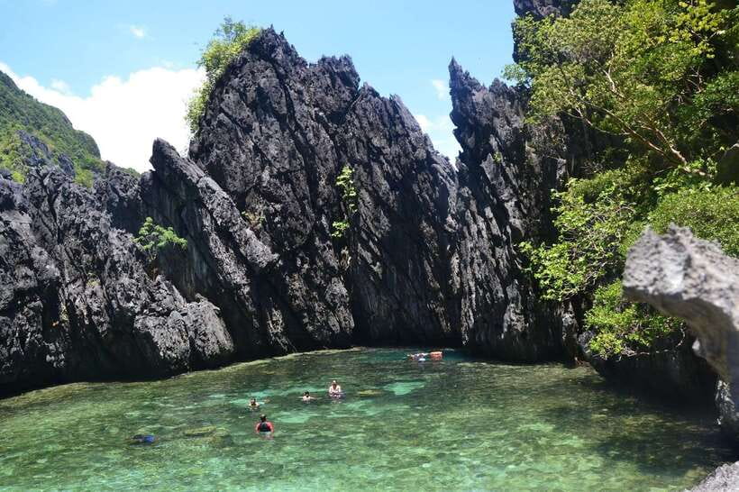 El Nido Island Hopping Tour C: Hidden Beaches & Shrine - Secret Beach requires a little courage