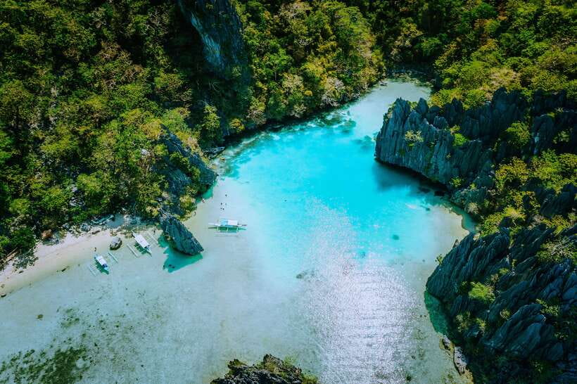 El Nido: Private/Exclusive Island Hopping Tour D BEST PRICE - Cadlao Lagoon brings the biggest scenery