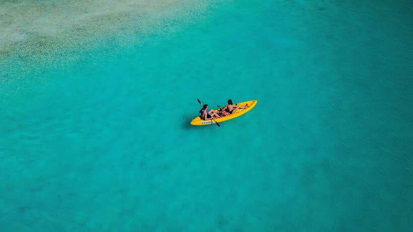 El Nido Private Tour A: Best Island Hopping - Lunch around noon, with a practical warning about extras