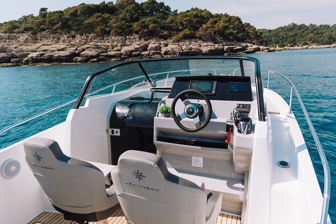 Elaphite Islands Luxury Private Boat Tour with Cap Camarat 7.5 - Why a private Elaphite Islands trip works so well