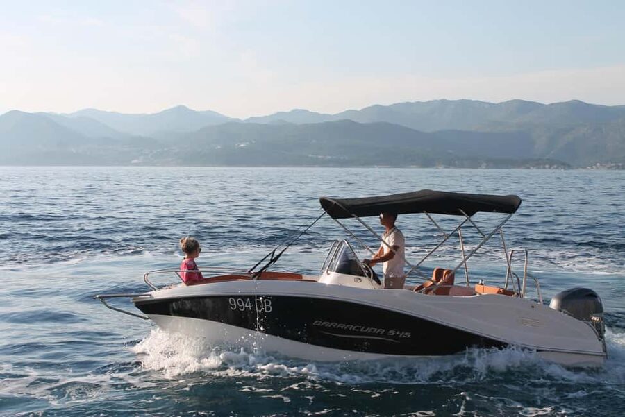 Elaphite Islands: Private boat tour (Barracuda 545) - Four hours or eight hours?