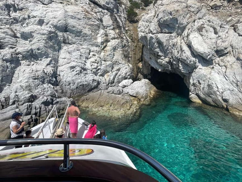 Elba Island: a boat trip to the Elviscot wreck - Setting out from Marina di Campo at 3:45 p.m.