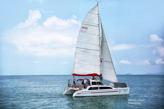 Exclusive private catamaran island hopping experience - Who should book this Samui sailing day