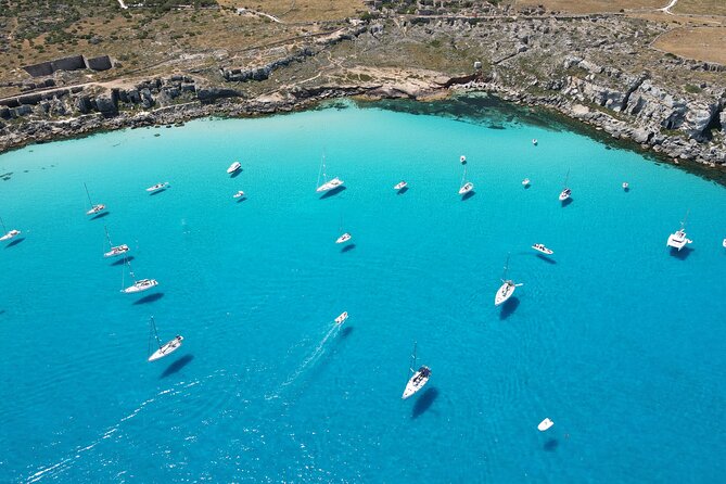 Favignana and Levanzo, Egadi islands tour by boat from Trapani - Why the small boat changes the day