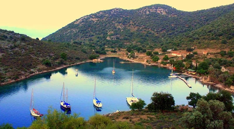 Fethiye: 12 Islands Boat Tour with Lunch and Transfer Option - Flat Island, Dockyard Island, and Göcek Island