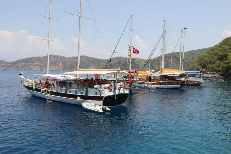 Fethiye: Island Sailing Trip with Lunch and Hotel Pickup - Göcek Island lunch in turquoise water