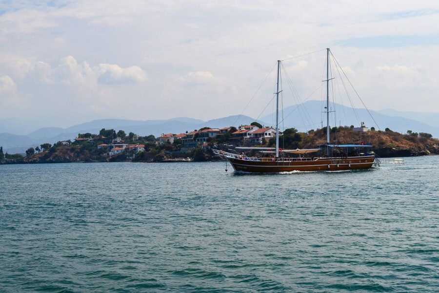 Fethiye: Island Sailing Trip with Lunch and Hotel Pickup - What the day feels like on board