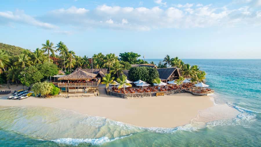 Fiji: Castaway Island Resort Day Cruise with Lunch - Snorkeling, kayaks, and time in the water