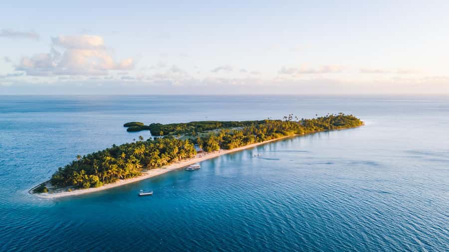 Fiji: Half-Day Island Activities Tour with Jungle Cruise - A four-hour island outing with more than a beach stop