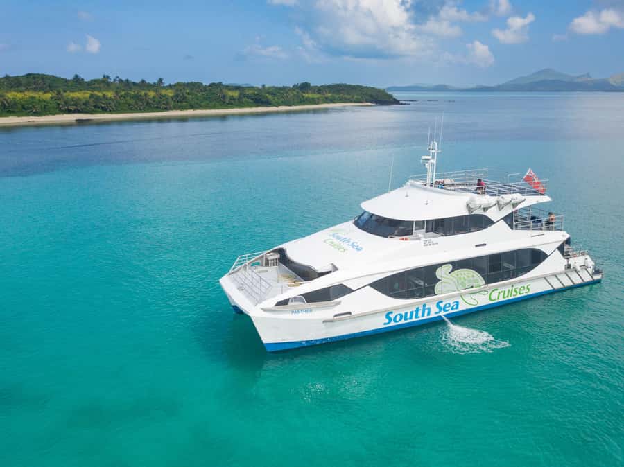 Fiji: Yasawa Islands Explorer Cruise with Lunch - The real nature of the Yasawa Islands Explorer Cruise