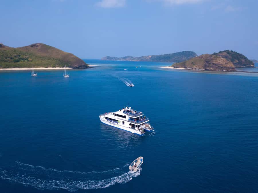 Fiji: Yasawa Islands Explorer Cruise with Lunch - From hotel pickup to Port Denarau