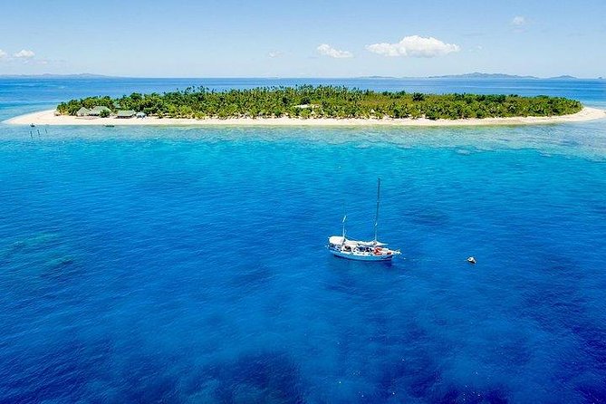 Fijian Islands and Snorkel Full-Day Whales Tale Cruise including Beach BBQ Lunch - The return trip is part of the experience