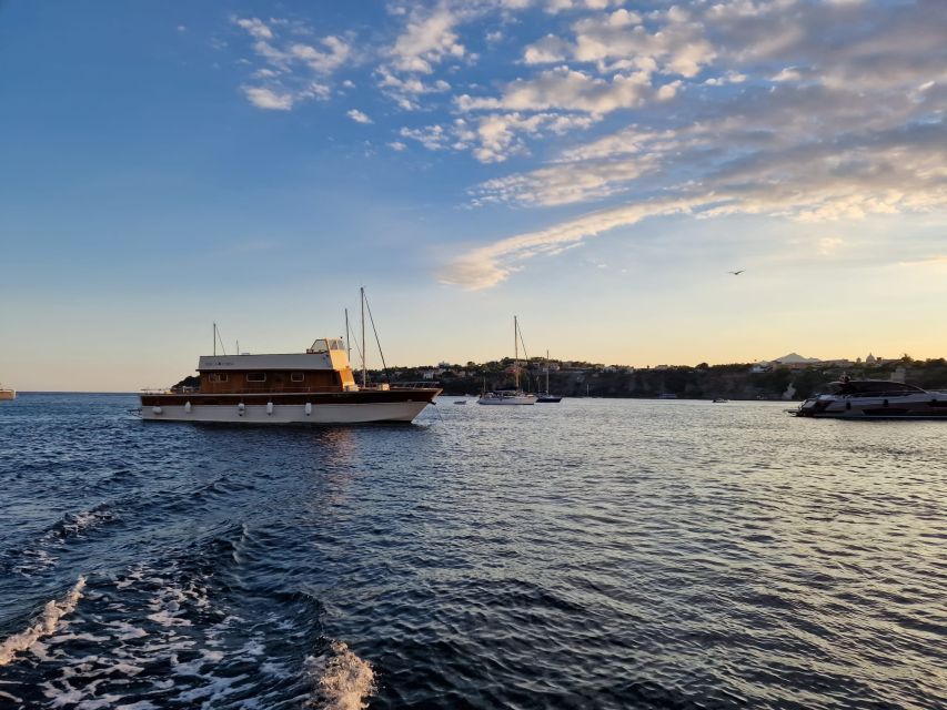 Forio: Ischia Island Boat Tour with Local Lunch and Swimming - Food and drink are part of the experience