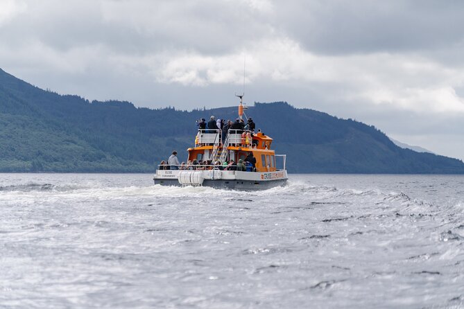 Fort William Seal Island Cruise - Leaving Town Centre Pier for Ben Nevis views