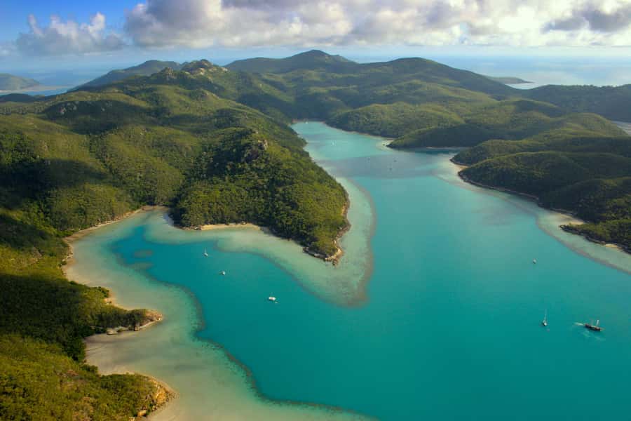 From Airlie Beach: Hook Island Cultural Tour, Sail & Snorkel - Nara Inlet and the Ngaro cultural site