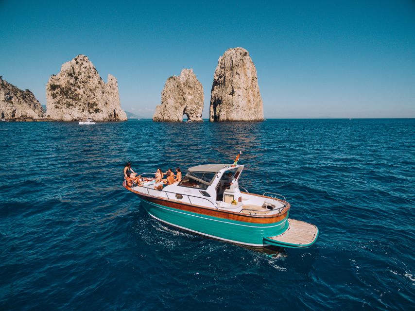From Amalfi: Li Galli and Capri Islands Boat Tour - Why this Amalfi boat trip works