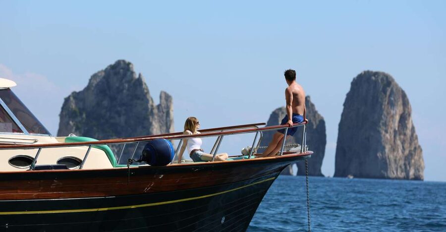 From Amalfi: Li Galli Islands and Capri Full-Day Boat Tour - What a gozzo adds to the ride
