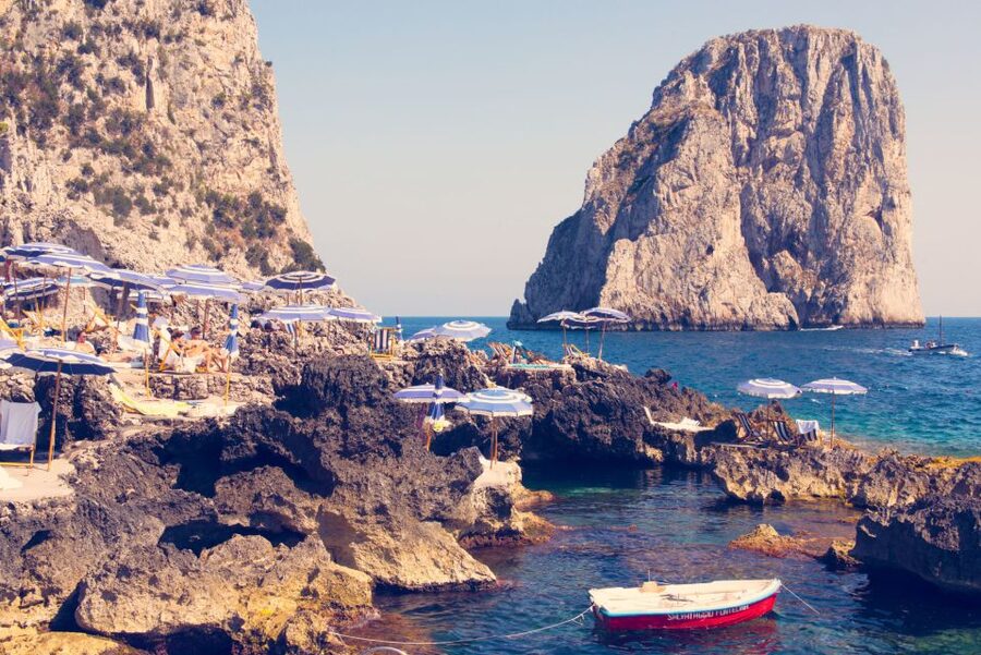 From Amalfi: Li Galli Islands and Capri Full-Day Boat Tour - Capri and the Faraglioni