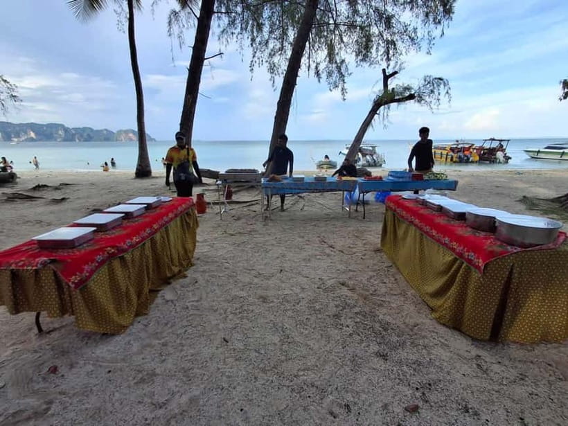 From Aonang: 4 Islands one day tour with Lunch - Tup Island and its shifting sandbar