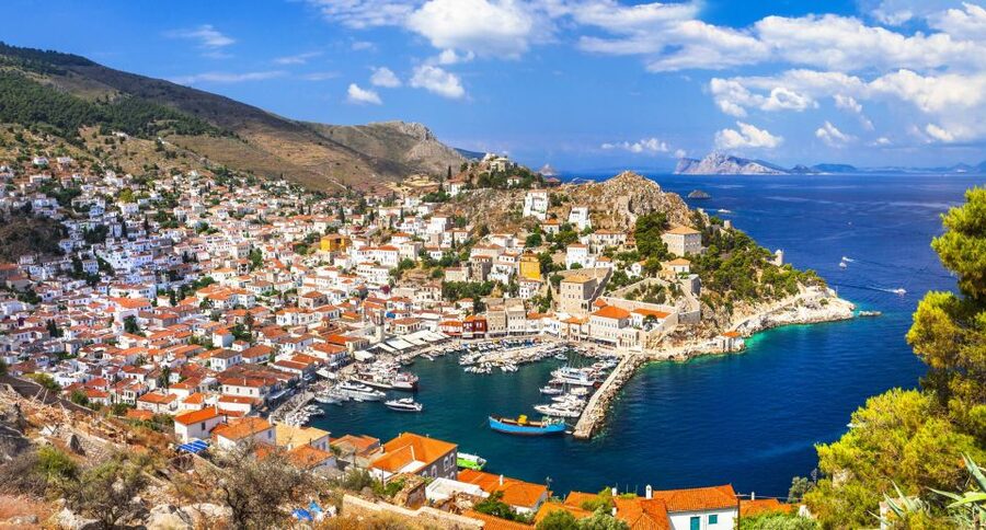 From Athens: Saronic Islands Full-Day Cruise with VIP Seats - Meals, drinks, and the VIP lounge