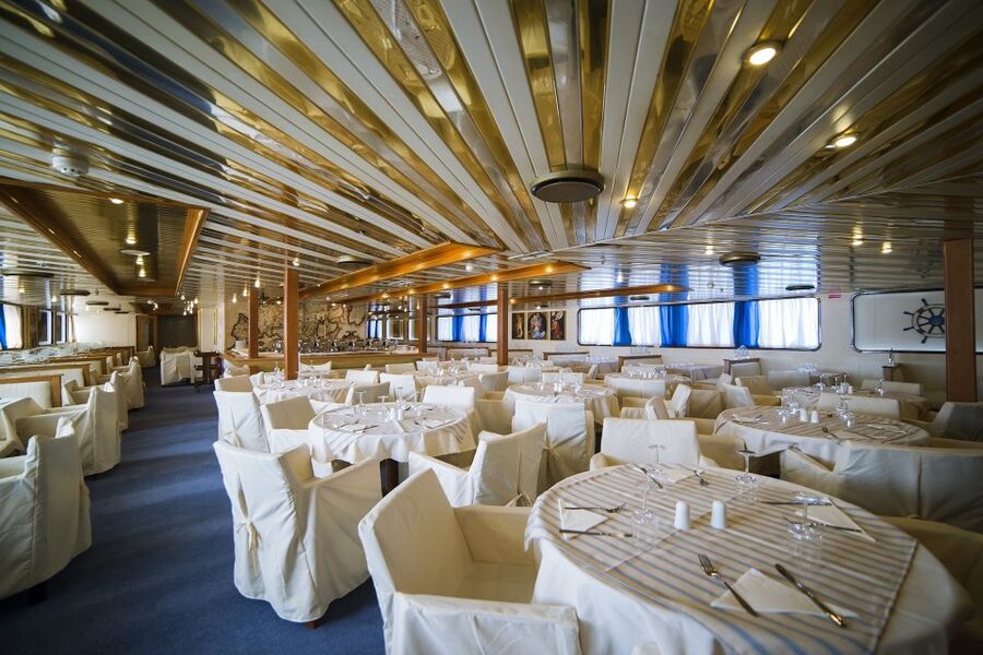 From Athens: Saronic Islands Full-Day Cruise with VIP Seats - Who should choose this cruise