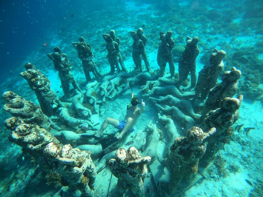 From Bali: 2D1N Gili Island Private Snorkel Boat with Hotel - The fast boat across the Lombok Strait