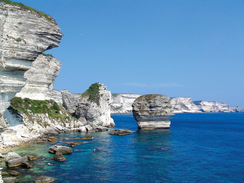 From Bonifacio: Cruise of the Cliffs and the Lavezzi Islands - Key points at a glance