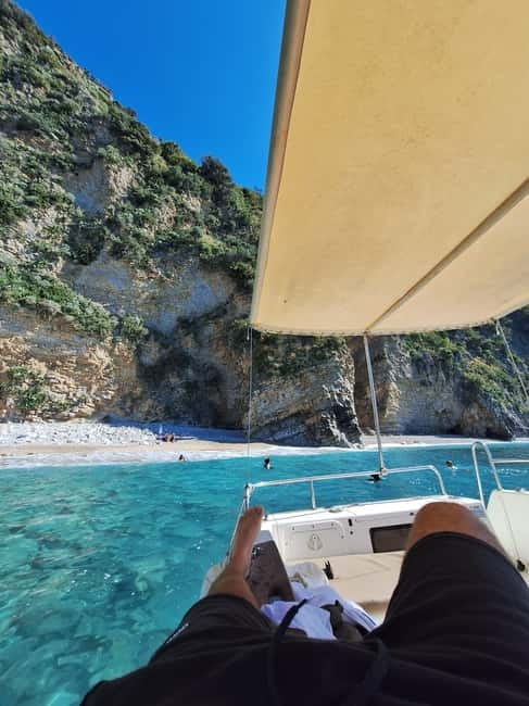 From Budva: Stefan and Katič Islands Boat Trip - Reaching Petrovac and the islands