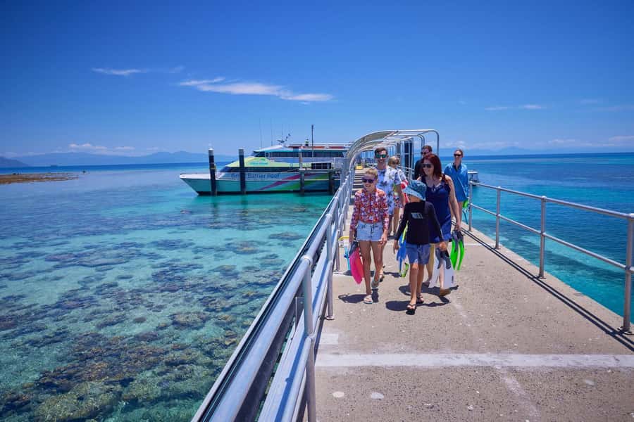 From Cairns: Full-Day Green Island Cruise - Who will enjoy this Green Island day