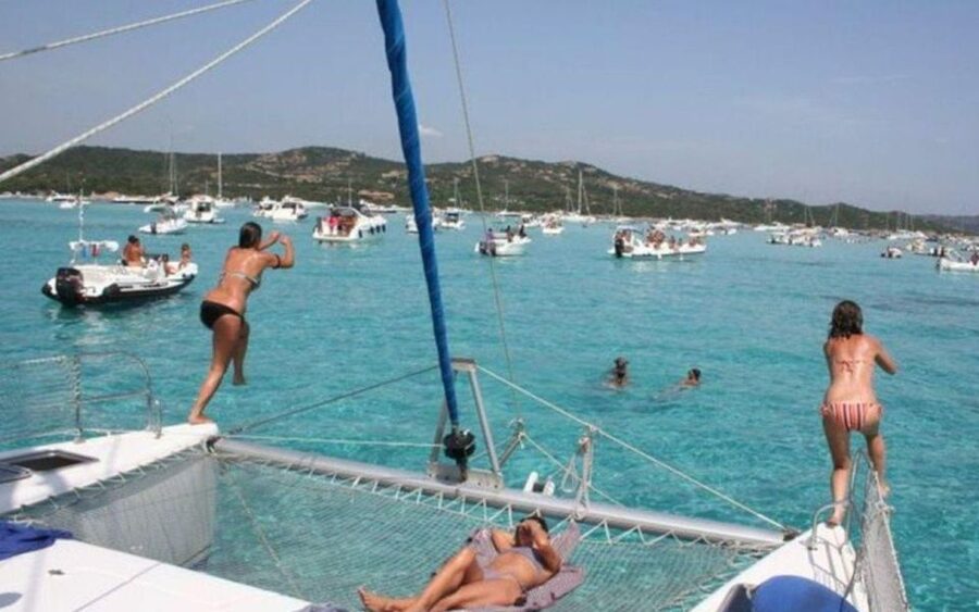 From Cannigione: Catamaran tour among La Maddalena islands - A Sardinian lunch served on board